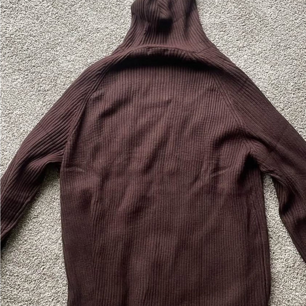 Women’s Brown turtleneck Sweater